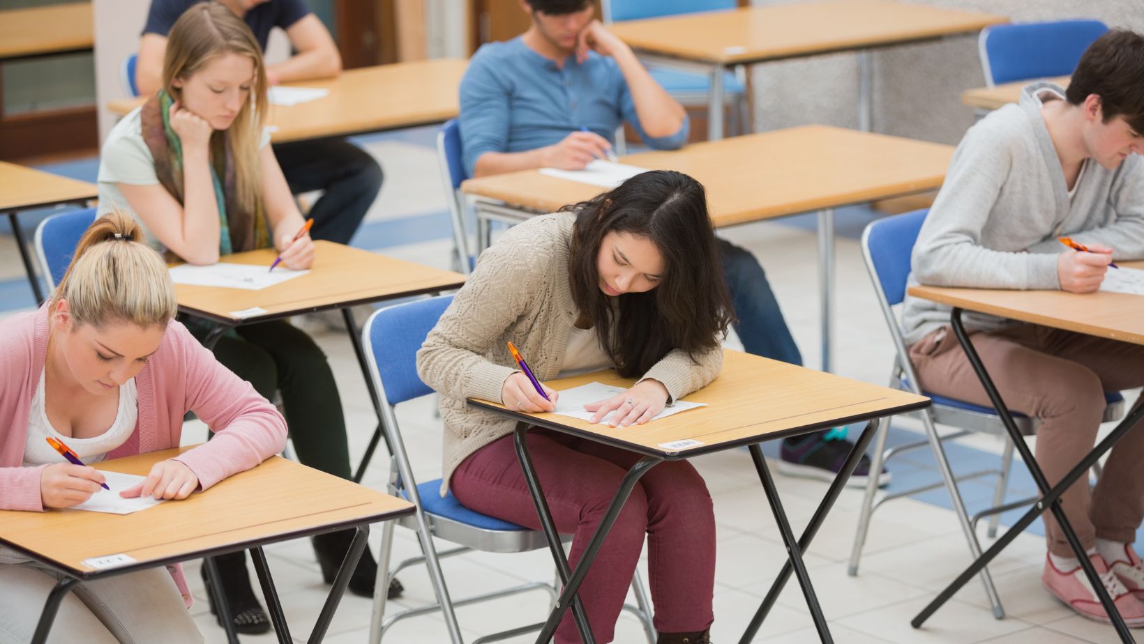 Ace GRE Writing: Essential Tips & Strategies for High Scores